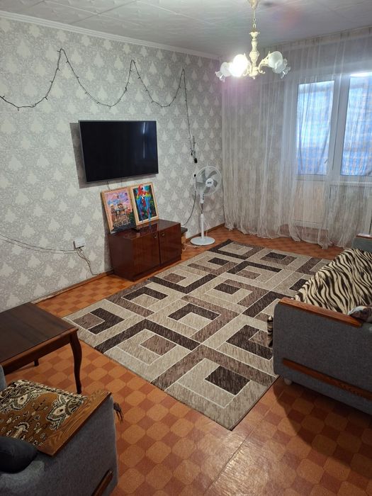 Продам 4-х комнатную квартиру