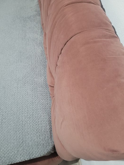 Pat tapitat cu somiera fixa