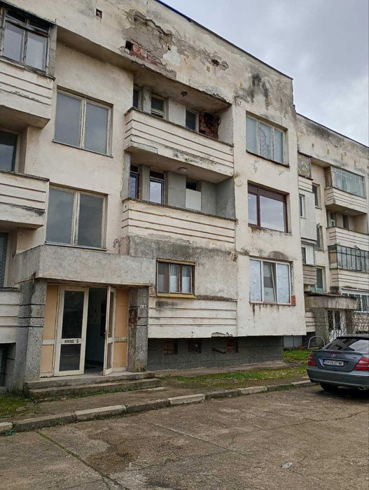 Продава се Тристаен апартамент в с. Телиш, Област Плевен - 80 кв.м за 233 €/кв.м - Снимка #3