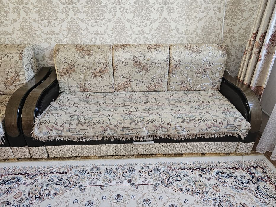 Продам диван и кресло