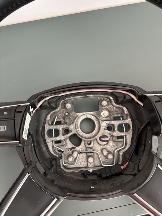 Volan Audi A4, A5, A6, A8 cu tot cu AirBag