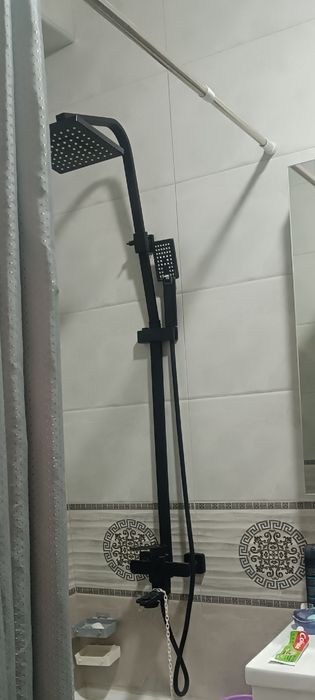 Продаётся  душевая система.Сост.отлично