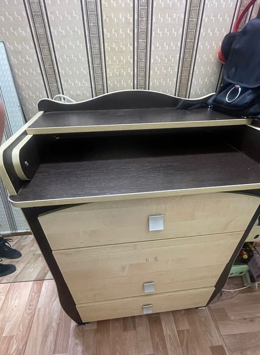 Продам Комод б/у 12000