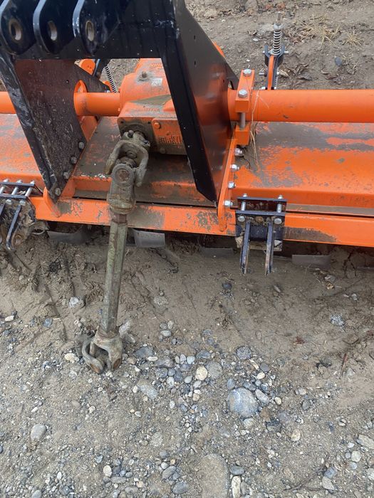 freza 2.30 buxam yangi hali 1 yil bolmadi