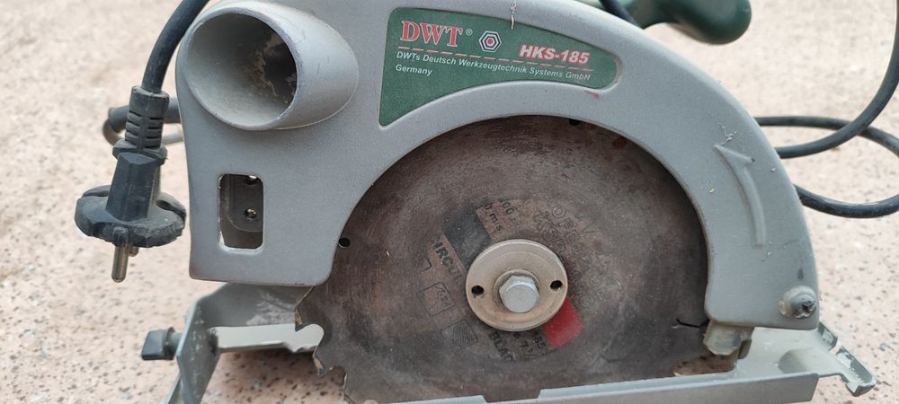 Продам пчелку,пилу DWT