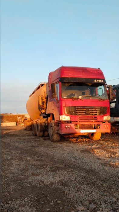 HOWO тягач с прицепом (цементовоз)