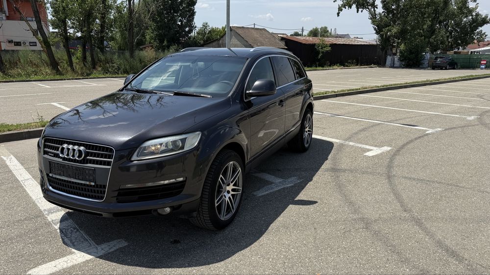 AUDI Q7 2008