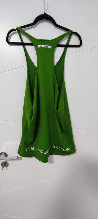 Фитнес тениски и потници