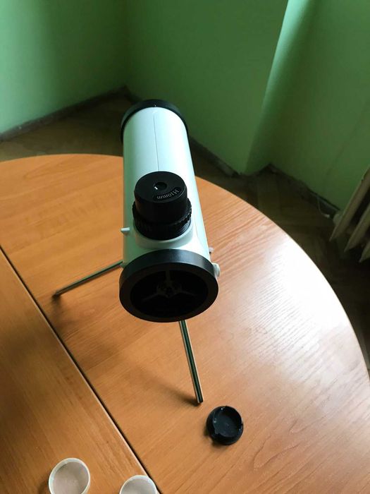 Нютонов рефлекторен телескоп, Диаметър 50 мм  Фокус 200 мм