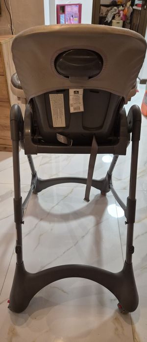 Детско столче за храна