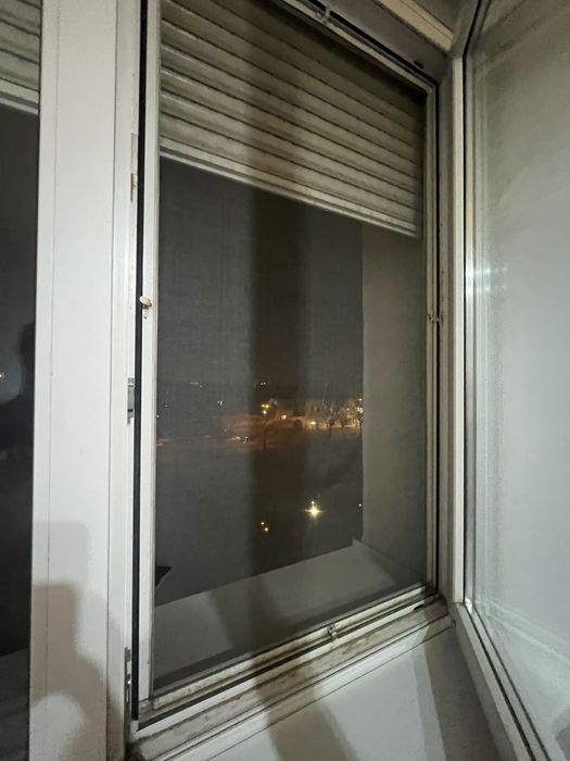 Plasa de țânțari penetrata cu glocu