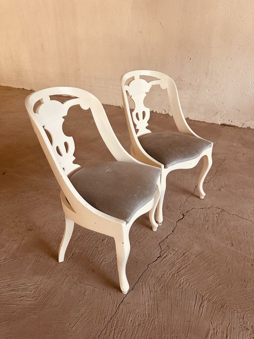 Елегантен комплект 2 шведски трапезни стола от масив – Gustavian / New Classic