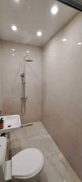 Дава се под наем Къща в Средец - 100 кв.м за 200 € - Снимка #1