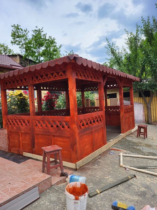 Foisoare și terase cabane la comanda clientului