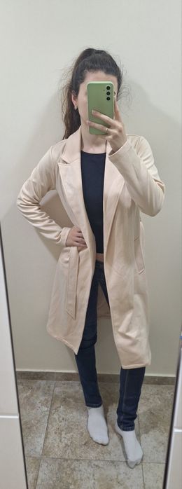 Комплекти женски дрехи