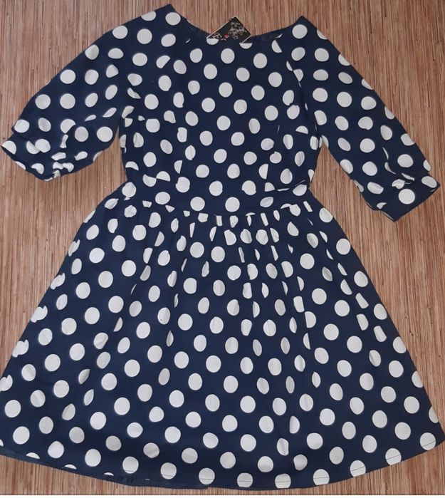 Платья размер 42-44. Новые.