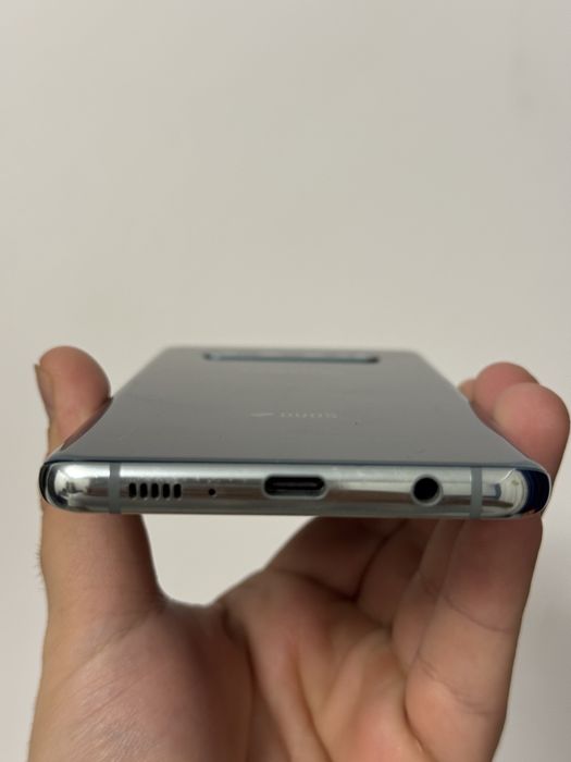 Samsung Galaxy S10+ Plus 128 GB, Green Emerald Excelent