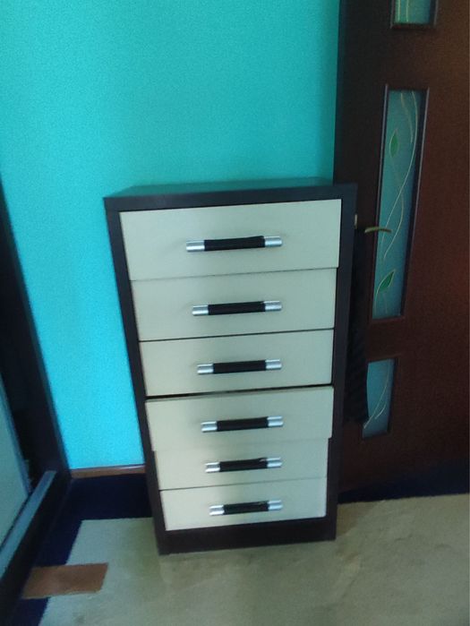 Продается спальный гарнитур