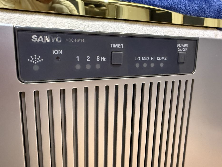* SANYO Air Cleaner оригинальный фильтр воздуха в хорошем состоянии