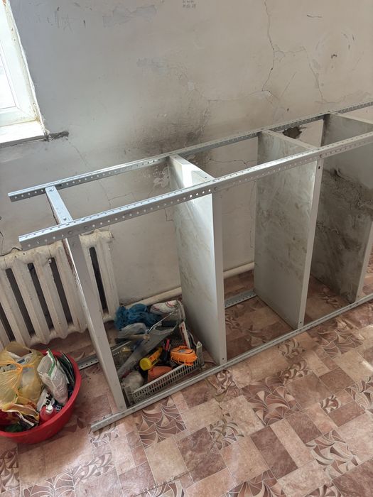 Стеллаж 4 полки в хорошем сост