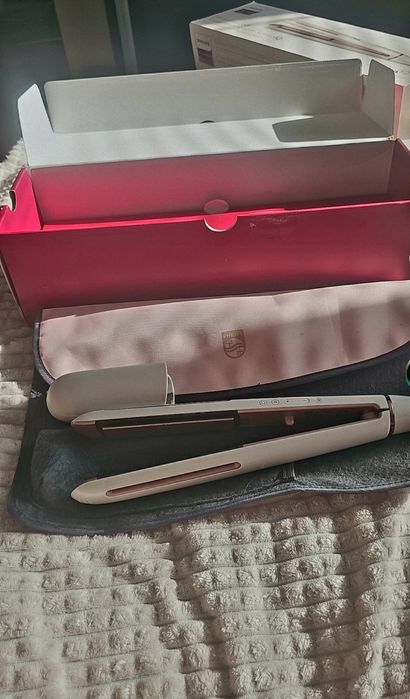 Професионална преса за коса Philips Prestige със SenseIQ (BHS830)