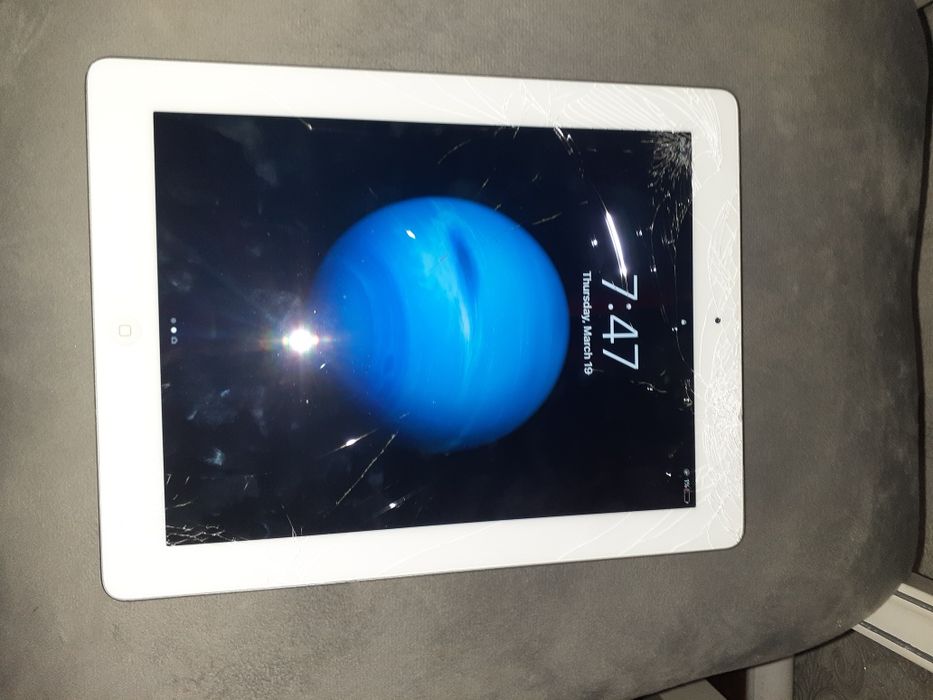 Продам планшет iPad