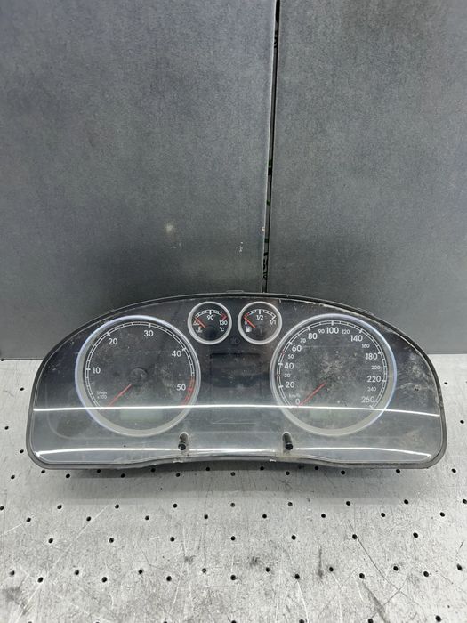 Ceasuri bord 3B0920807A Volkswagen VW Passat