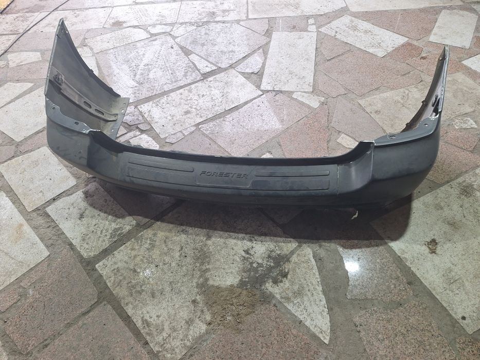 Задний бампер на Субару Форестер