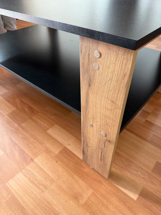 Холна маса - черно и дъб