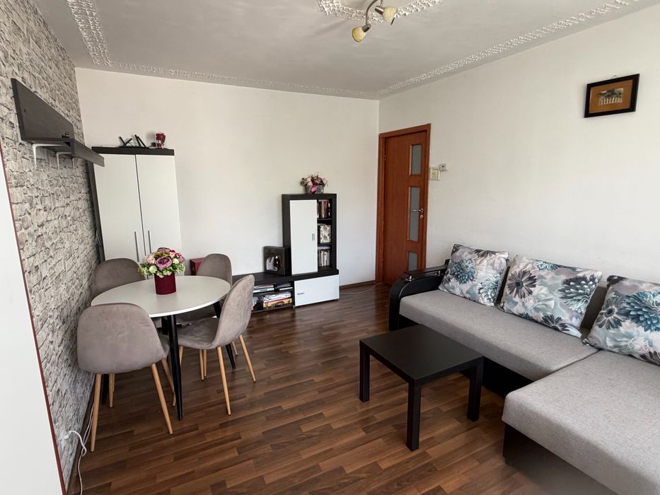 Apartament cu 2 camere de vanzare in micro11