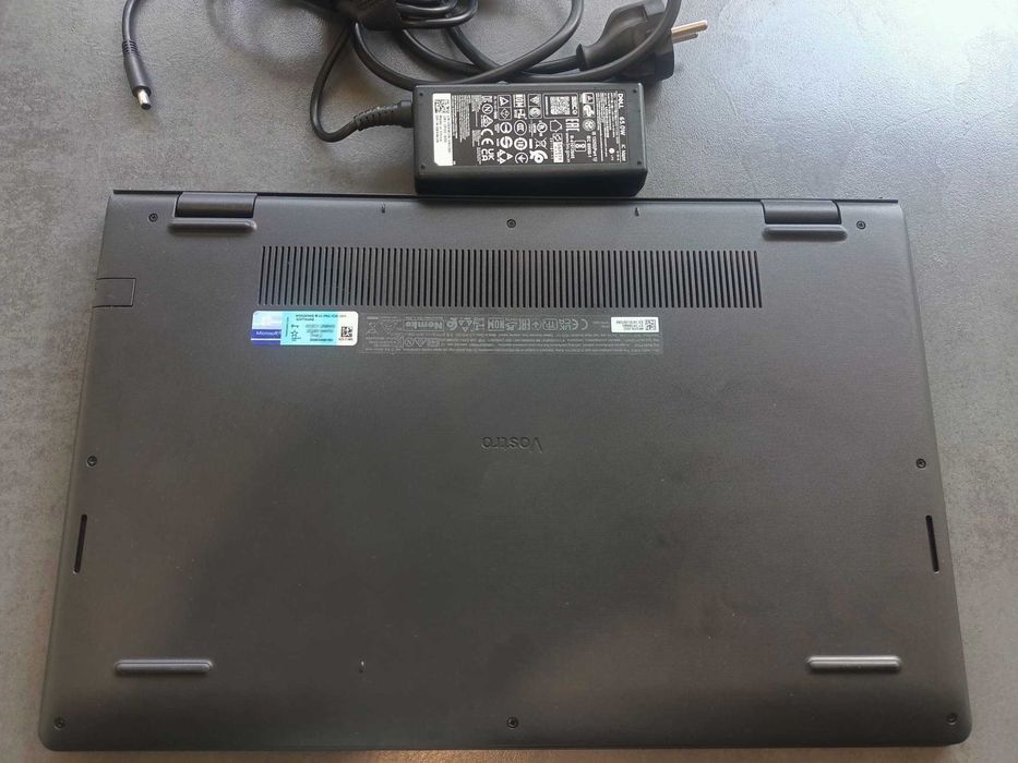 Laptop DELL Vostro 15 3510