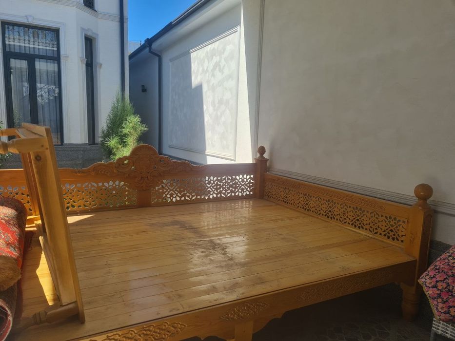 Kart  Tapchan sotiladi buxoro shaharda 2.5×3.5 mtr 6.200