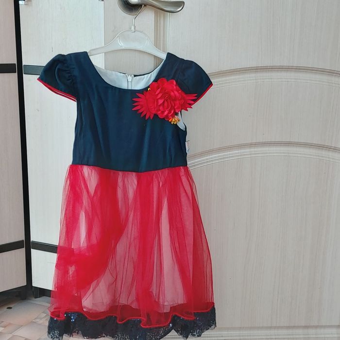 Платья,куртки Костанай