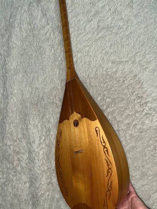 Продам домбру б/у