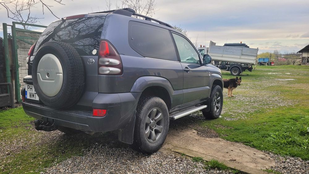 Toyota Land CruiserJ120, autoutilitara N1,3.0 D,manuală 6+1, an 2007