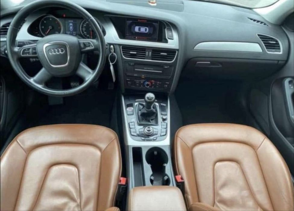 AUDI A4 2011 — imagine 2