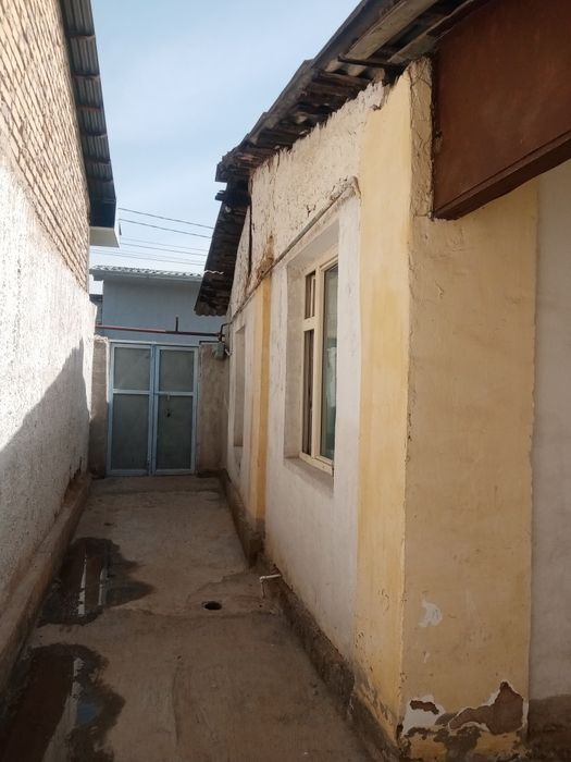 Srochniy Uchastka sotladi 2.2 sotik 4 xona Muxtor Ashrafiy  Yashnabod