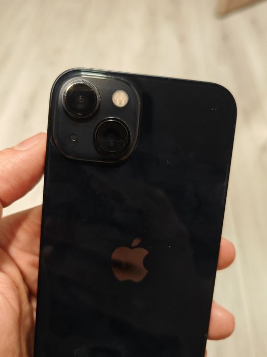 IPhone 13 simplu