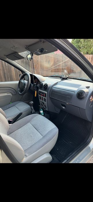 Se vinde Dacia Logan GPL 180.000