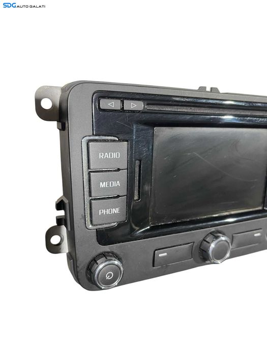 Navigatie Radio CD Player Amundsen RNS315 Skoda Yeti 2010 - 2018 Cod 3T0035197A [S0125]