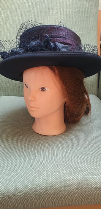 Pălărie bleumarin pentru nunți