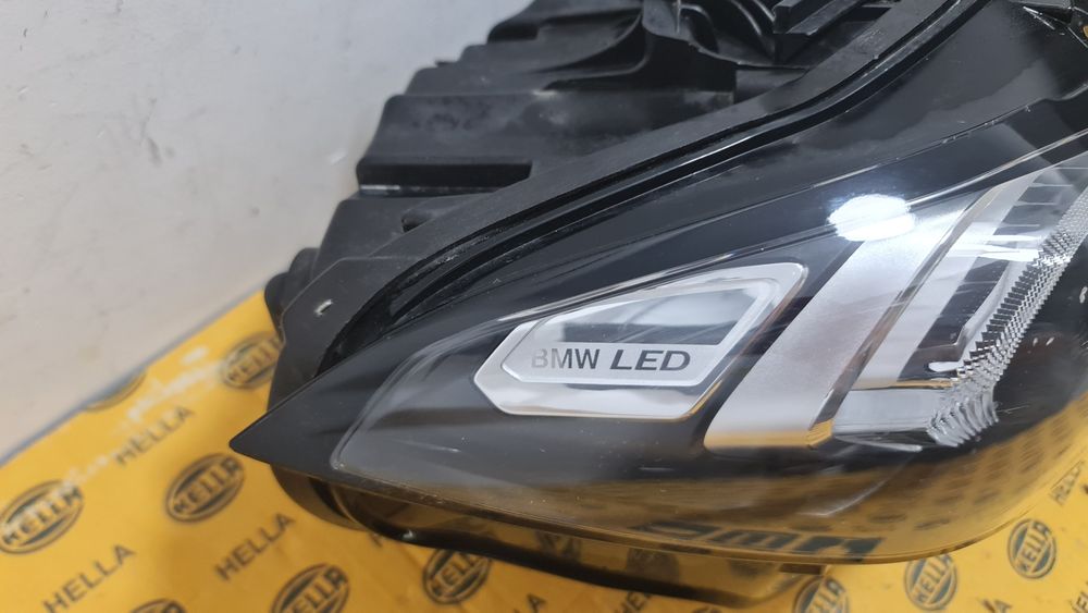 Far dreapta full led BMW 3 G20 G21 LCI facelift 5A1A352 avariat