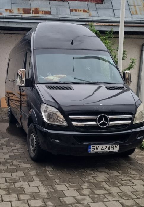 Vand sau schimb mercedez sprinter