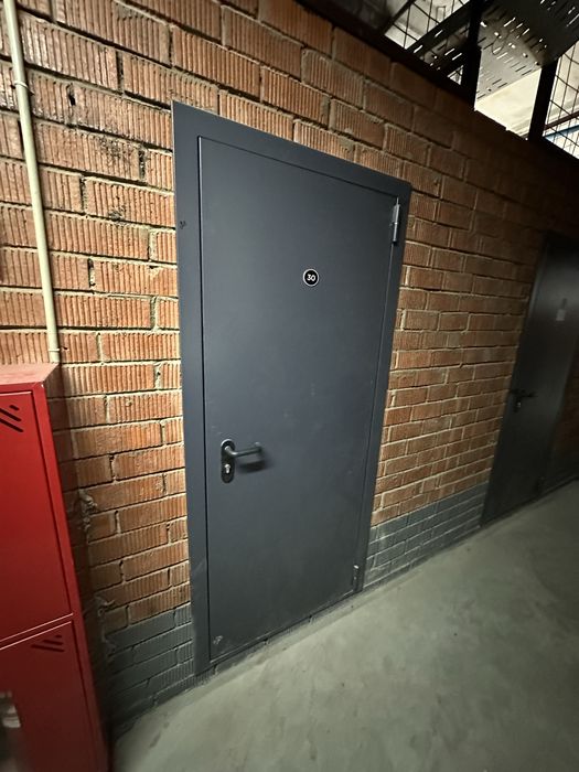 Сдам кладовку на левом берег