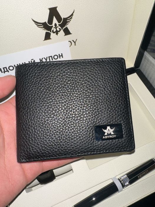 Часы от компаний Abyroy