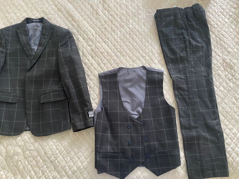 Детский костюмдер