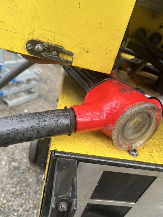 Телоподаващо ESAB LAG 315 Трифазно