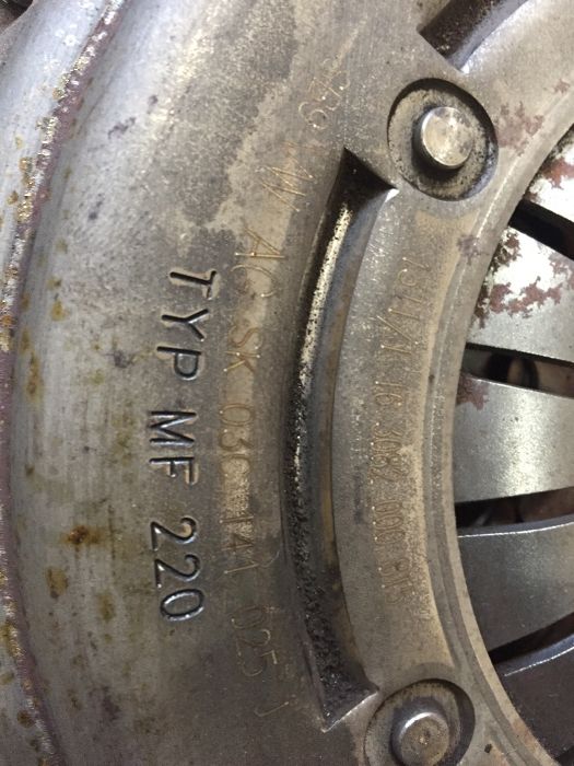 Vw golf 6 1.2tfsi  съединител комплект