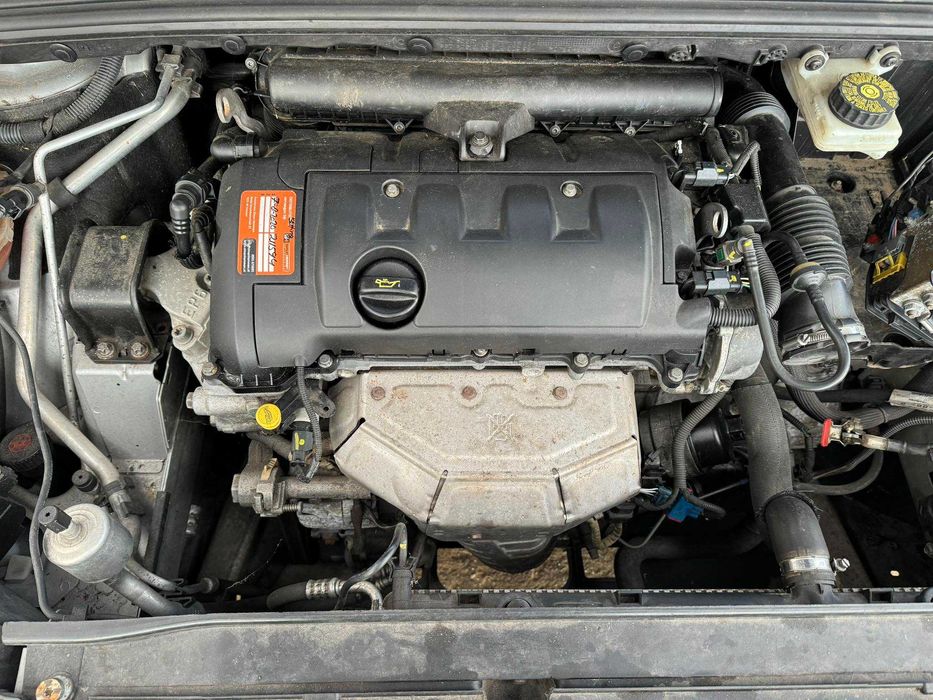 Пежо 308 1.6 бензин