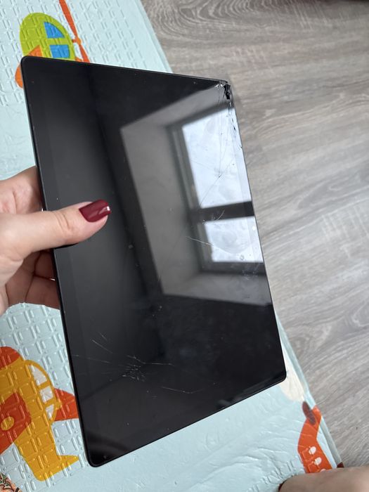 Продам планшет самсунг